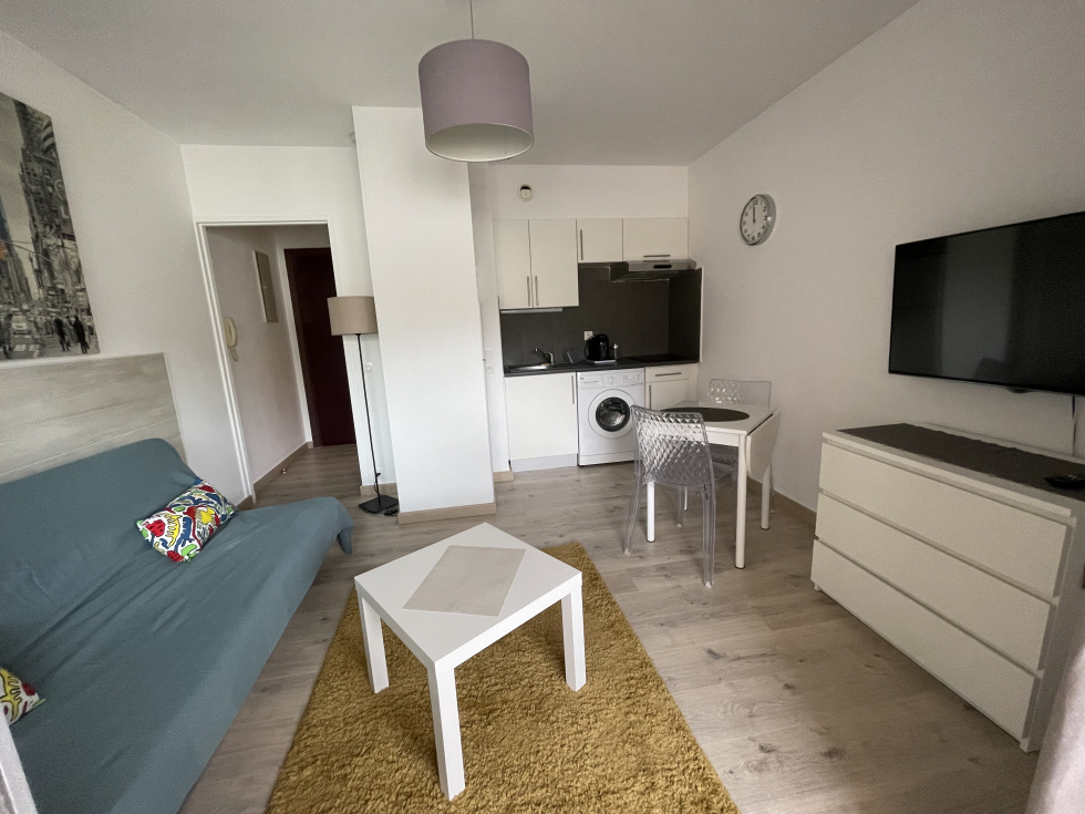 Vente Appartement 22m² 1 Pièce à Hyères (83400) - Acces Immobilier